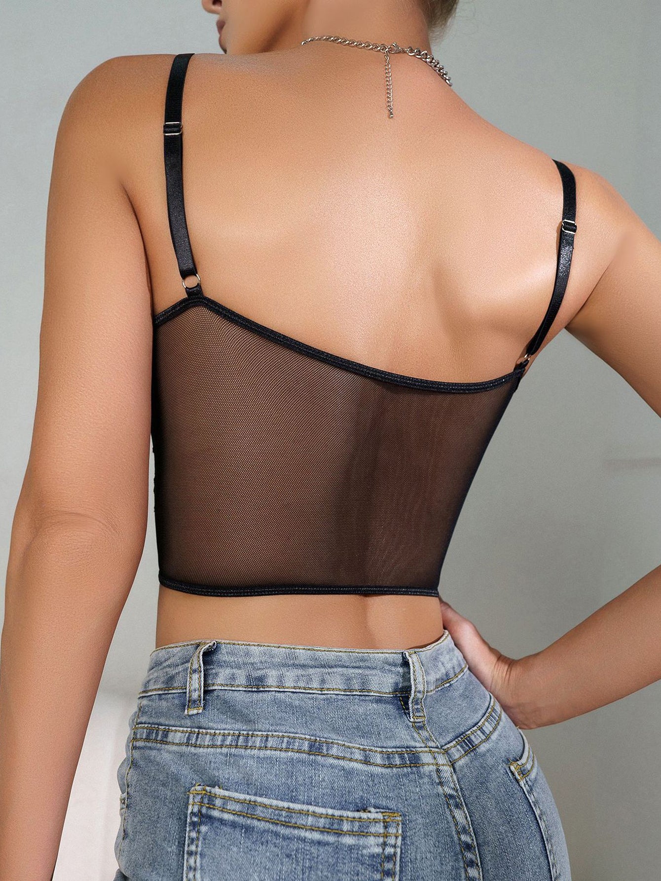 New Lace Sheer Floral Pattern Hollow Thin Strap Camisole with Clasp Slim-fit Innerwear